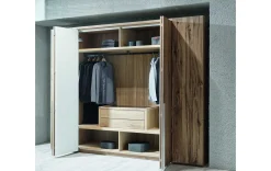 Alpines modernes Schlafzimmer