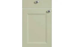 Klassische Inselküche