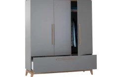 Kleiderschrank