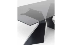 Moderner Esszimmertisch