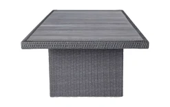 Moderner Gartentisch