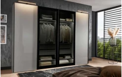 Moderner Schwebetürenschrank