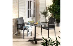 Moderner Stapelstuhl