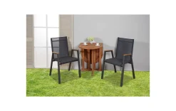 Moderner Stapelstuhl