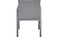 Moderner Stapelstuhl