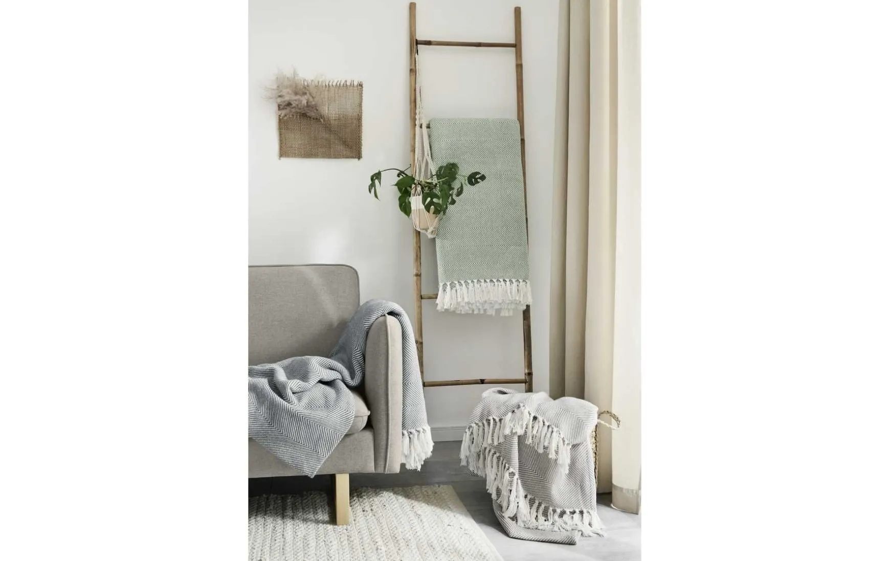 Tagesdecke mit Fransen